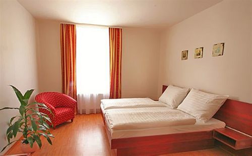 Susa Apartahotel
